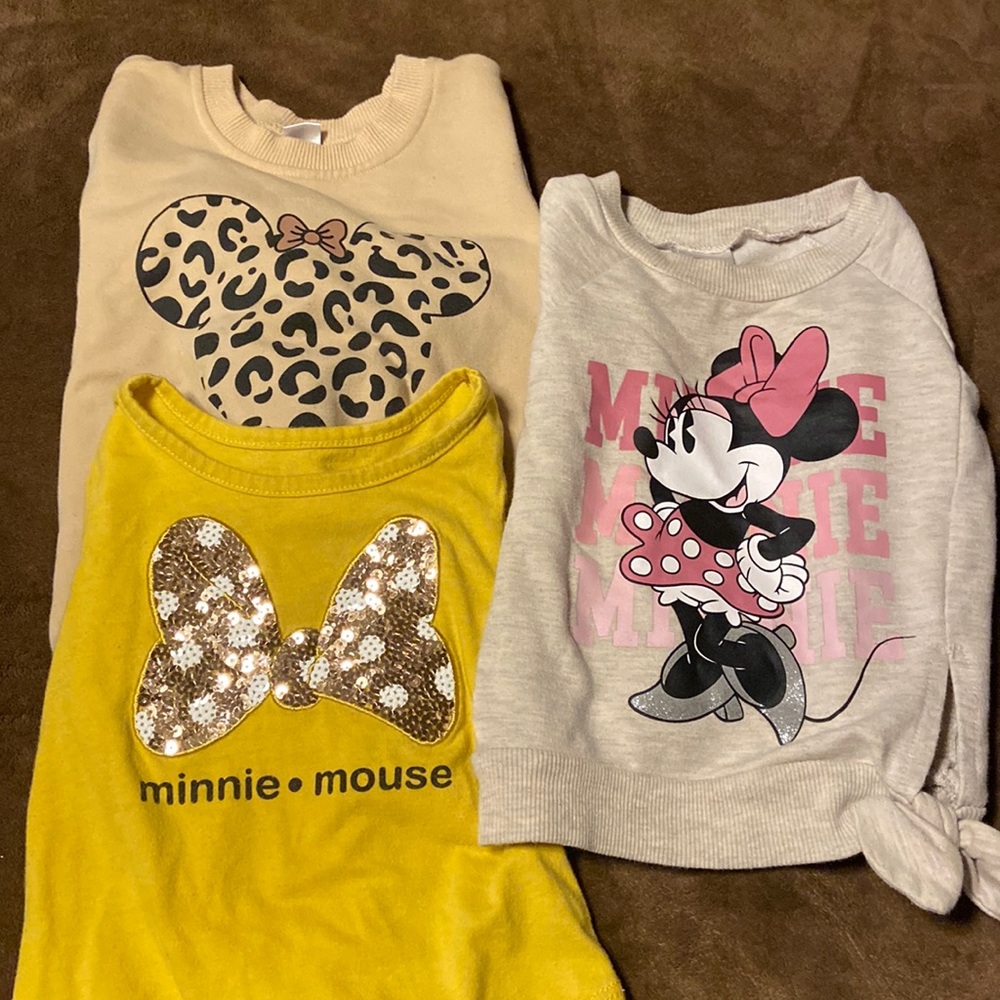 3 Minnie Mouse sweatshirt long sleeve shirt size 2t, play condition